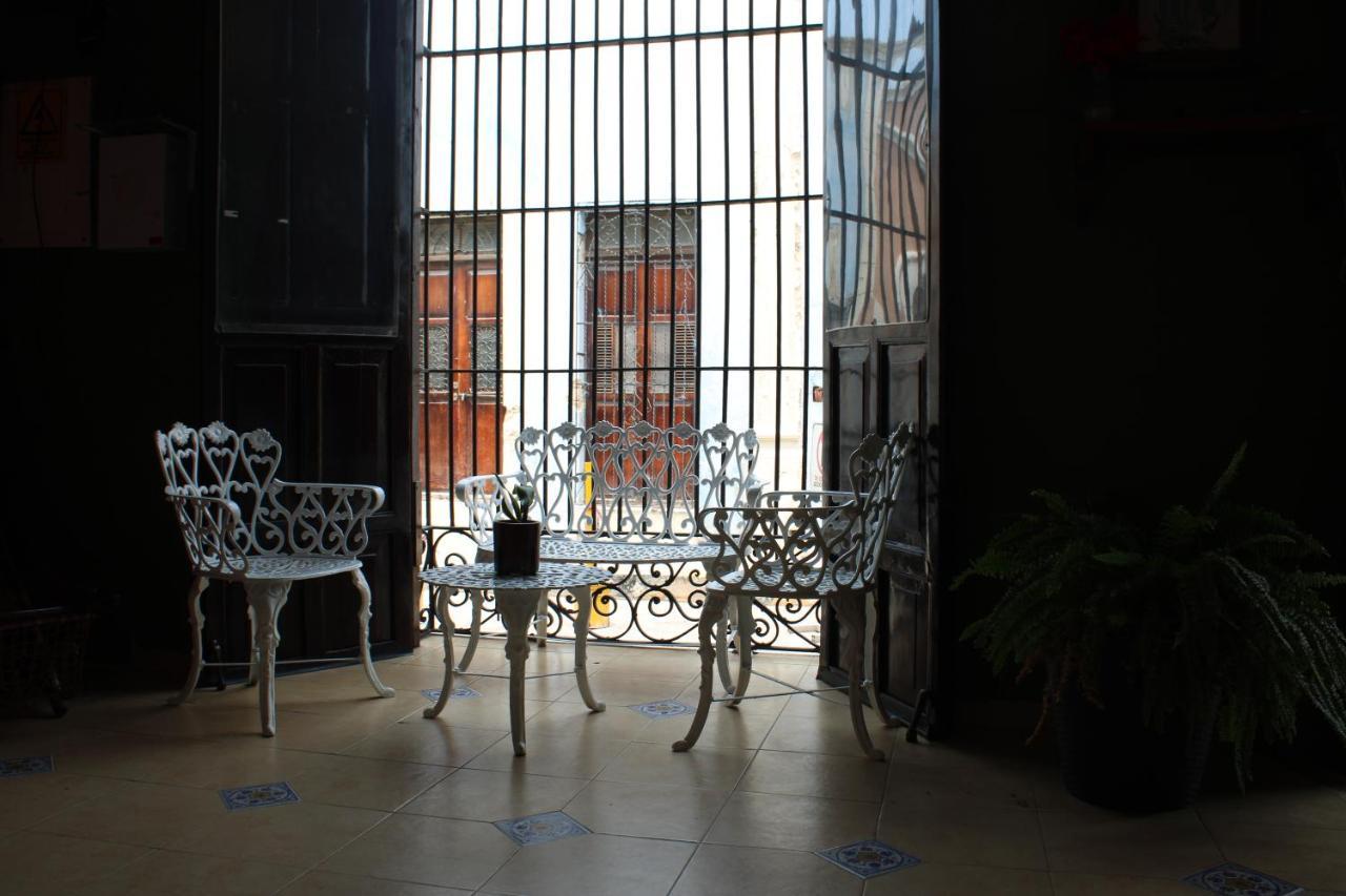 Hotel Guaranducha Inn カンペチェ エクステリア 写真