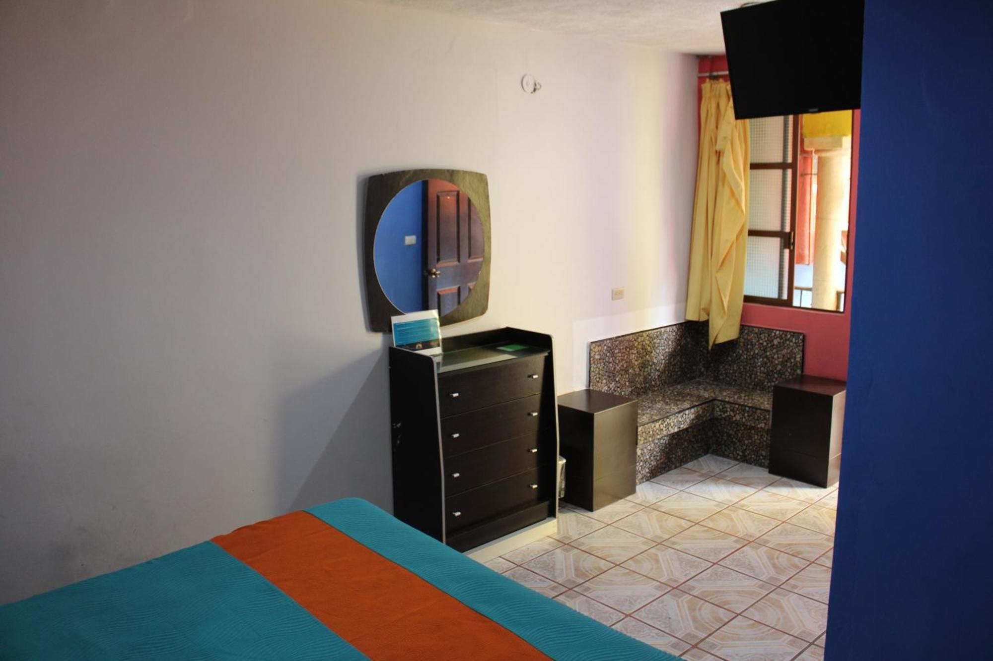Hotel Guaranducha Inn カンペチェ 部屋 写真