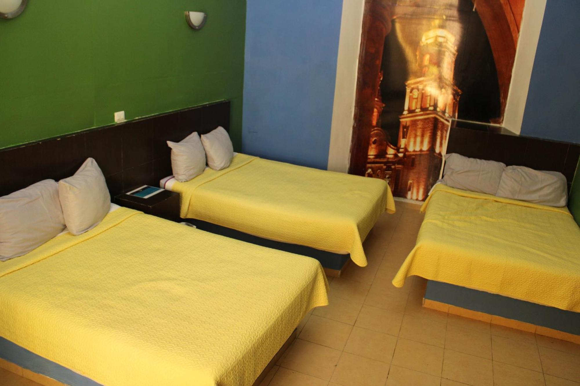 Hotel Guaranducha Inn カンペチェ 部屋 写真