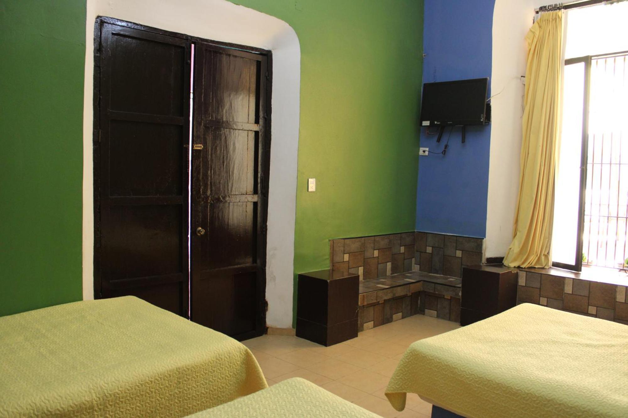 Hotel Guaranducha Inn カンペチェ 部屋 写真